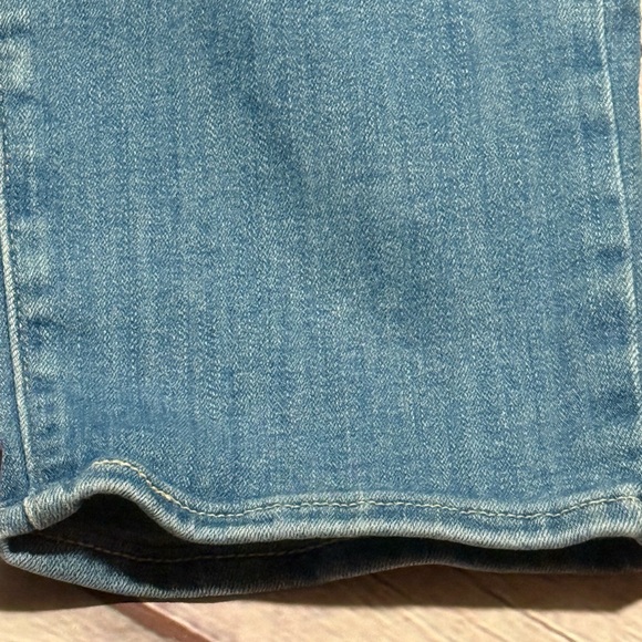 NWOT Levi's Women's Straight Leg Blue Jeans - Picture 6 of 13
